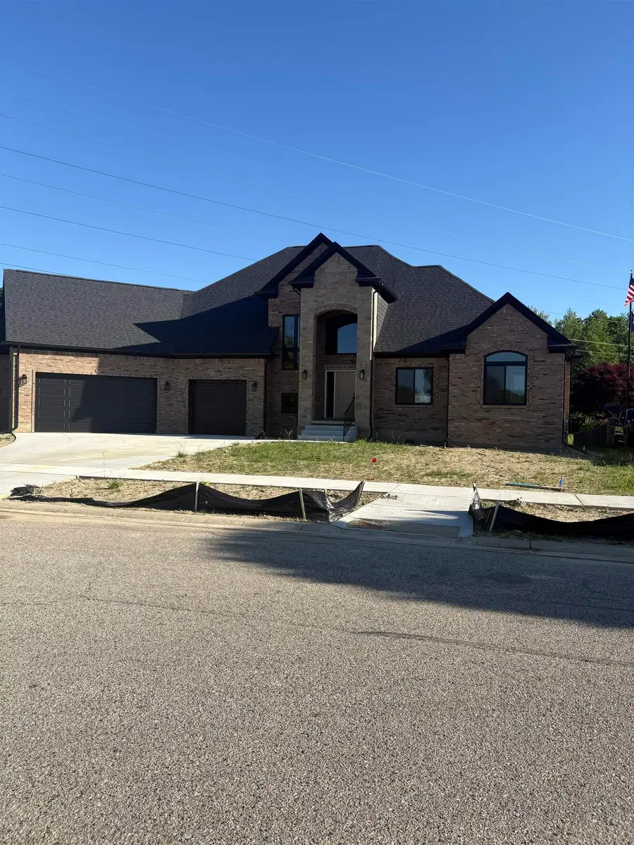 10505 Excalibur, Shelby, MI 48315 - #3