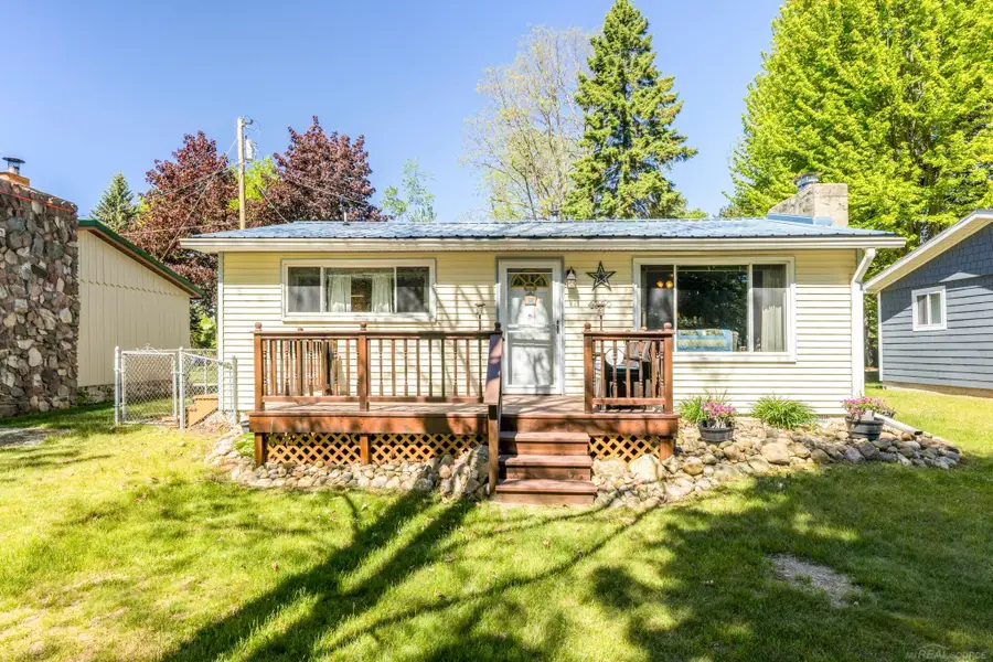 4300 N Grandview DR, Deckerville, MI 48427 - #2