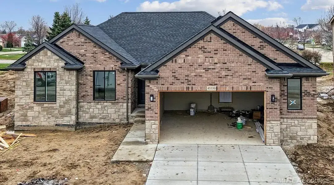 45550 Gable DR, Macomb, MI 48044 - #1