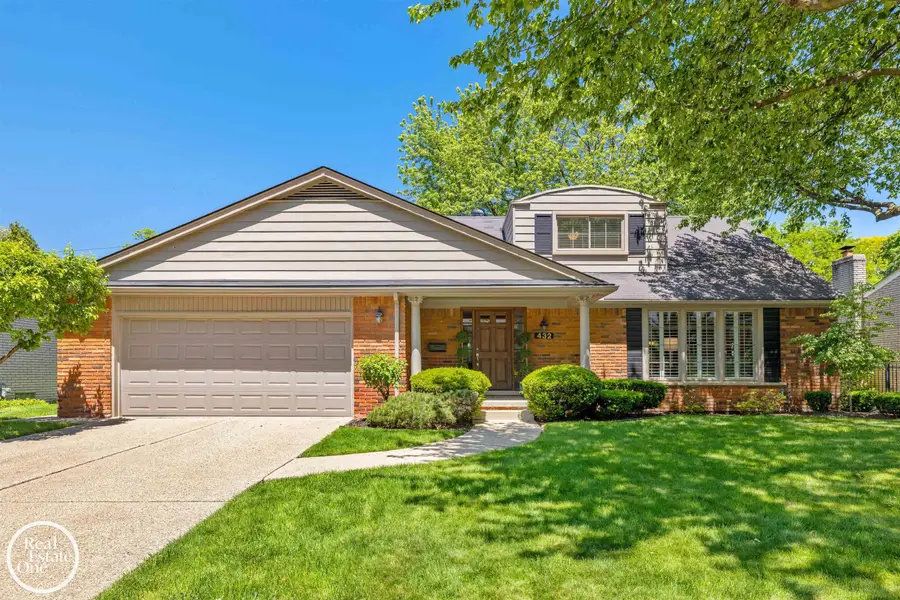 432 Saddle LN, Grosse Pointe Woods, MI 48236 - #2