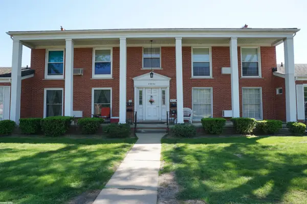 20440 Vernier RD, HarperWoods, MI 48225