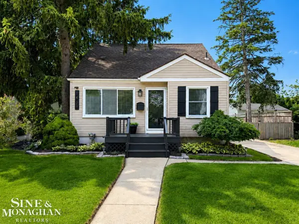 1421 W Windemere AVE, RoyalOak, MI 48073