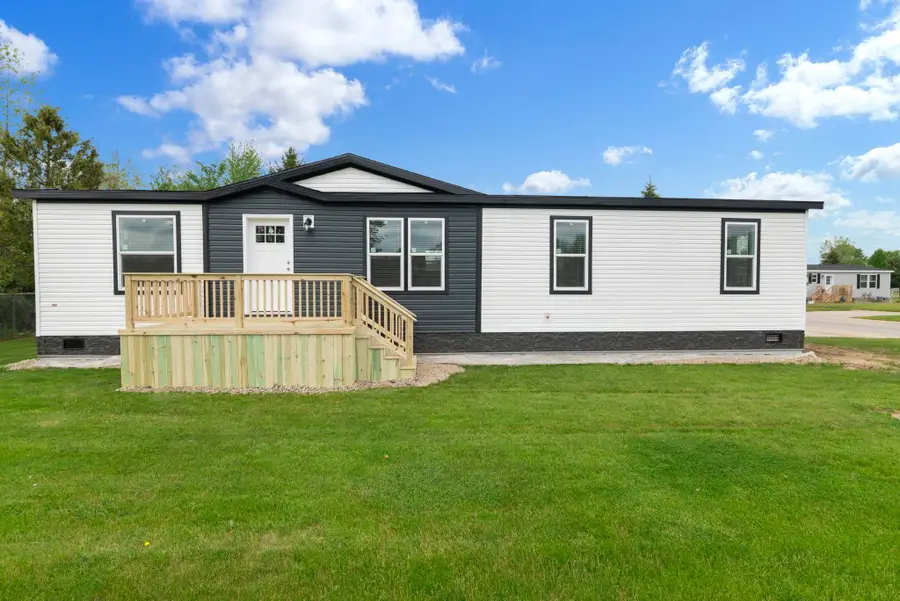7198 W Mapleview CIR, Brown City, MI 48416 - #2