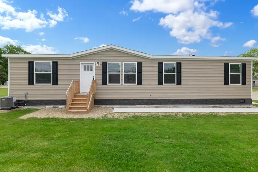 7197 Mapleview CIR, Brown City, MI 48416 - #2