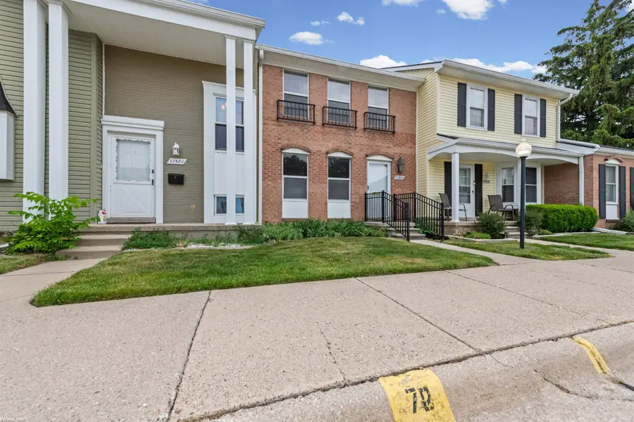 37578 Charter Oa BLVD, Clinton Township, MI 48036 - #2