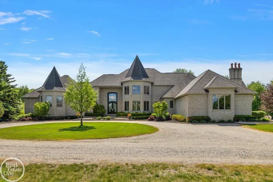 61391 Indian Trail RD, Ray, MI 48096 - #2