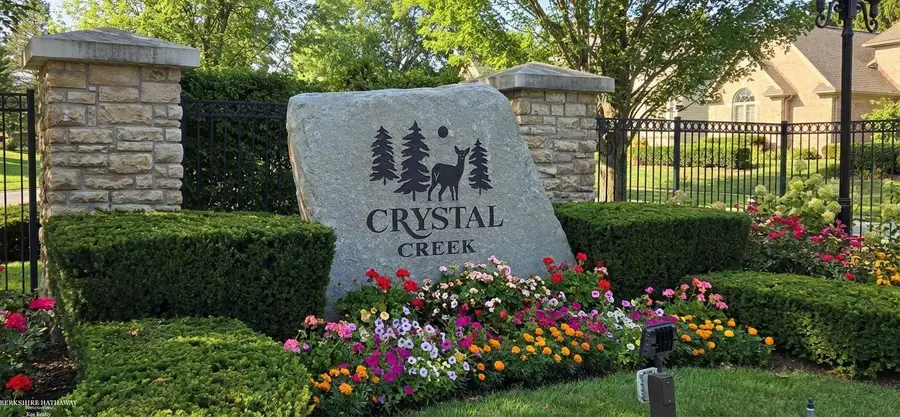 5500 Crystal Creek LN, Washington, MI 48094 - #3