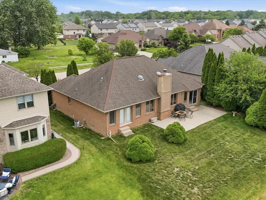 41891 Clinton Pines DR, Clinton Township, MI 48038 - #3