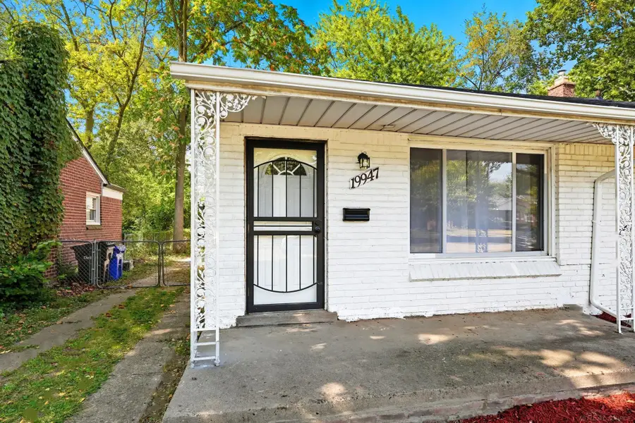 19947 Heyden ST, Detroit, MI 48219 - #3
