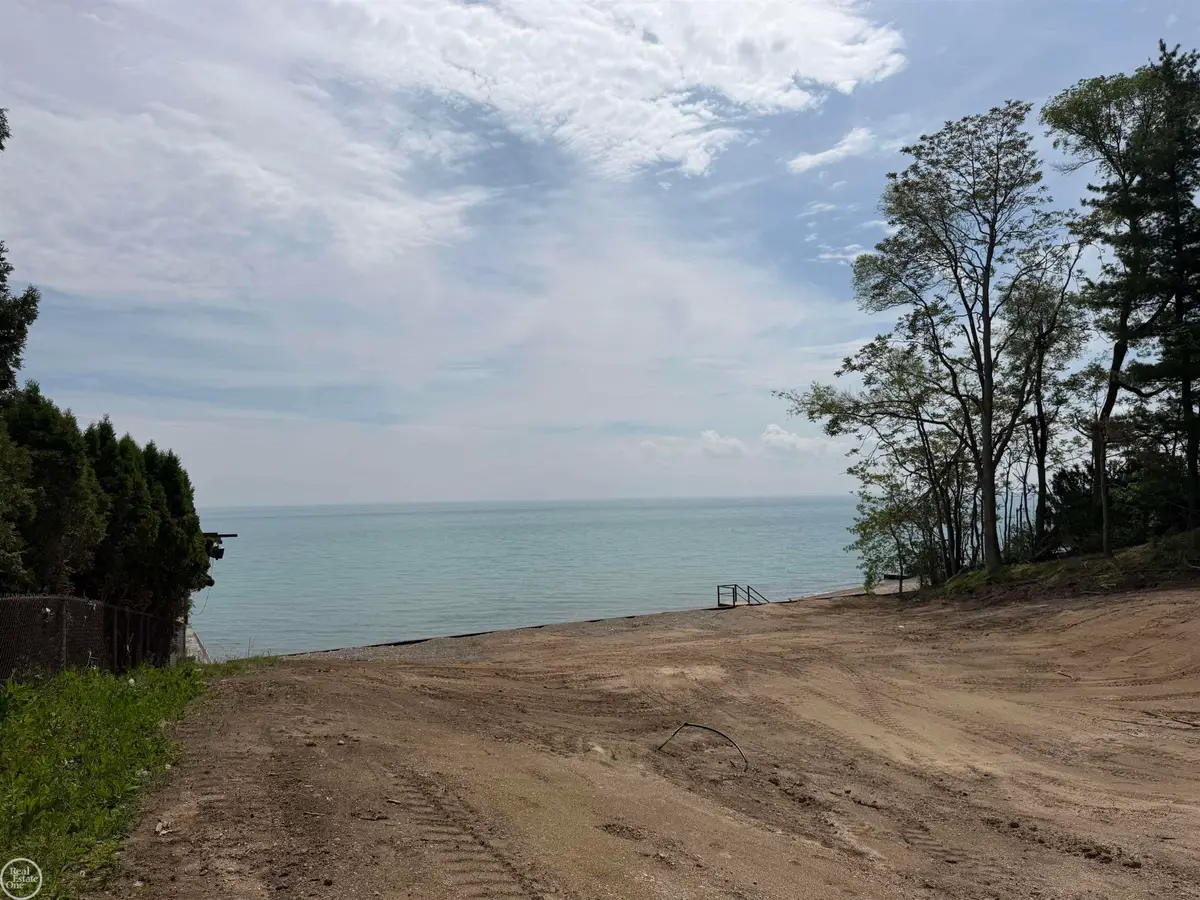 8340 Lakeshore RD, Burtchville, MI 48059 - #1