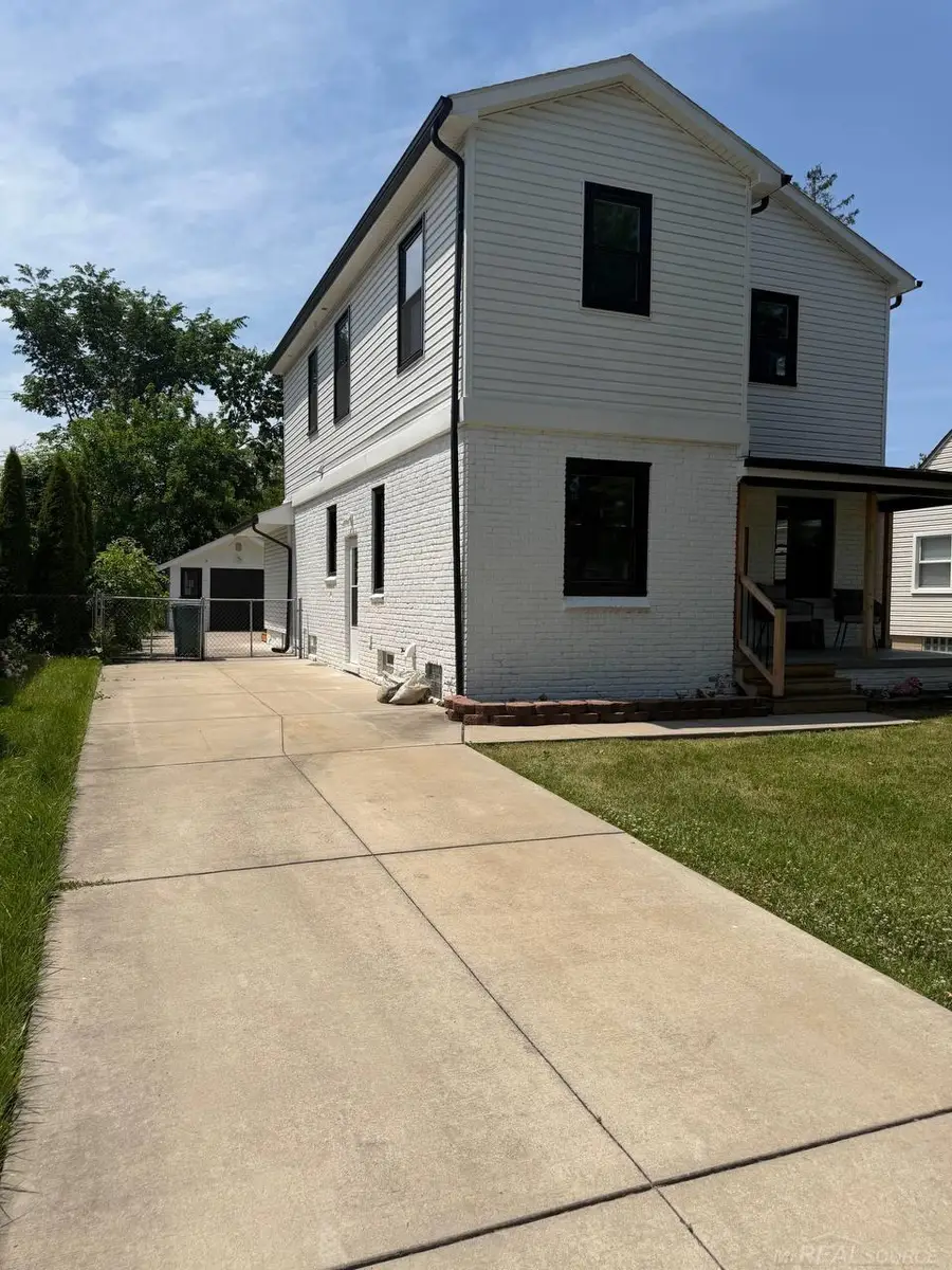2519 Phillips AVE, Berkley, MI 48072 - #2