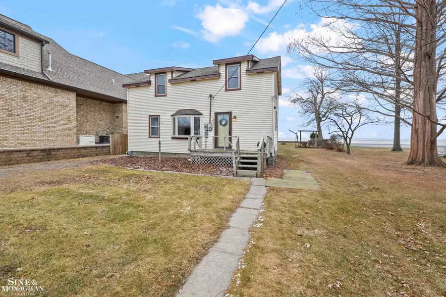 34590 Jefferson AVE, Harrison Township, MI 48045 - #2