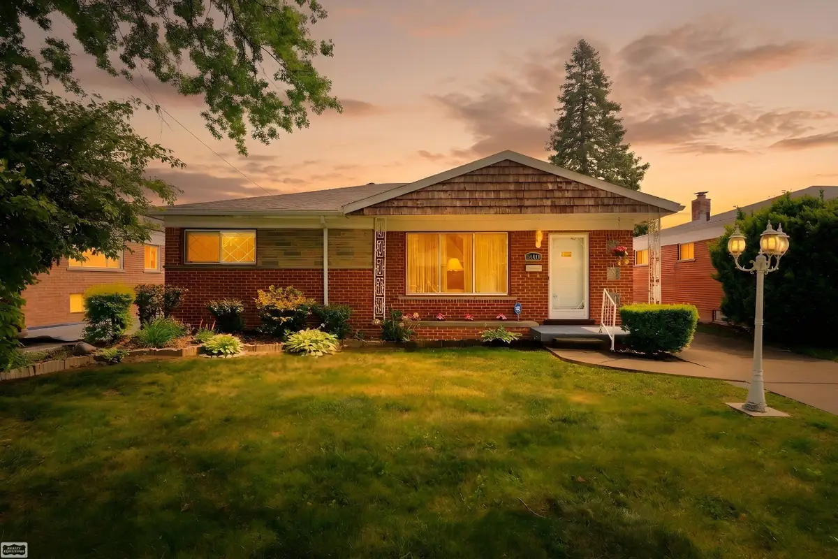 20424 Sunnydale ST, Saint Clair Shores, MI 48081 - #1