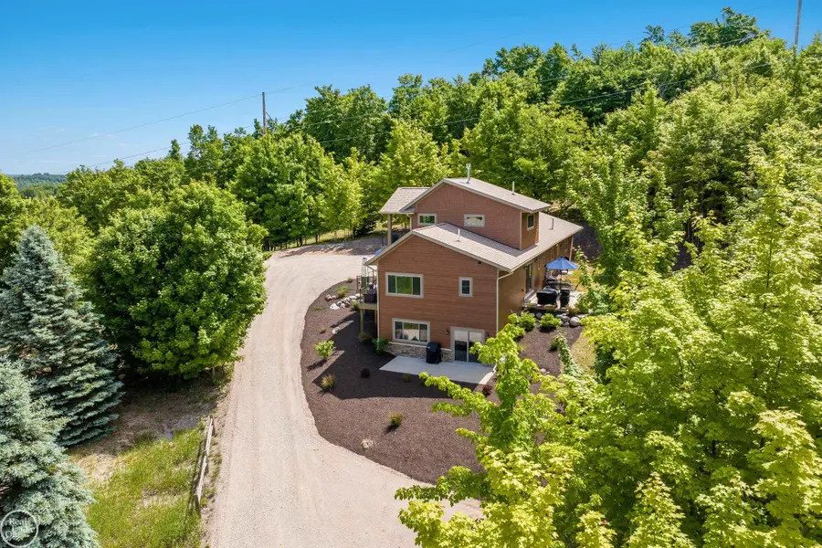 525 High Pines TRL, Boyne City, MI 49712 - #2