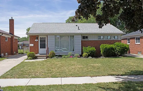 19836 Shady Lane AVE, StClairShores, MI 48080