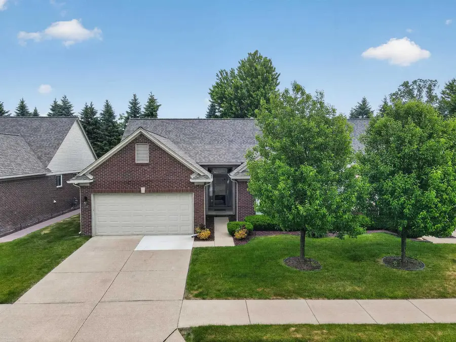 52688 Sable  DR, Macomb, MI 48042 - #2