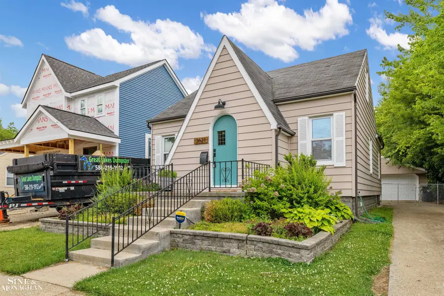 3621 Buckingham AVE, Berkley, MI 48072 - #2