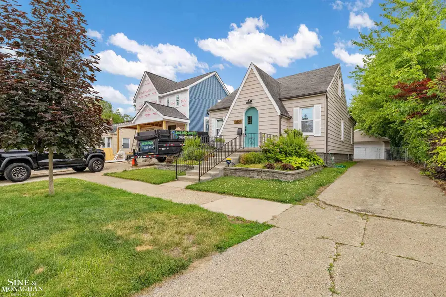 3621 Buckingham AVE, Berkley, MI 48072 - #3
