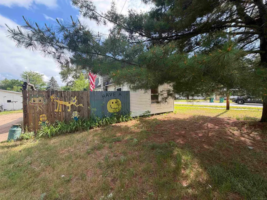 707 W 1ST, Gladwin, MI 48624 - #3