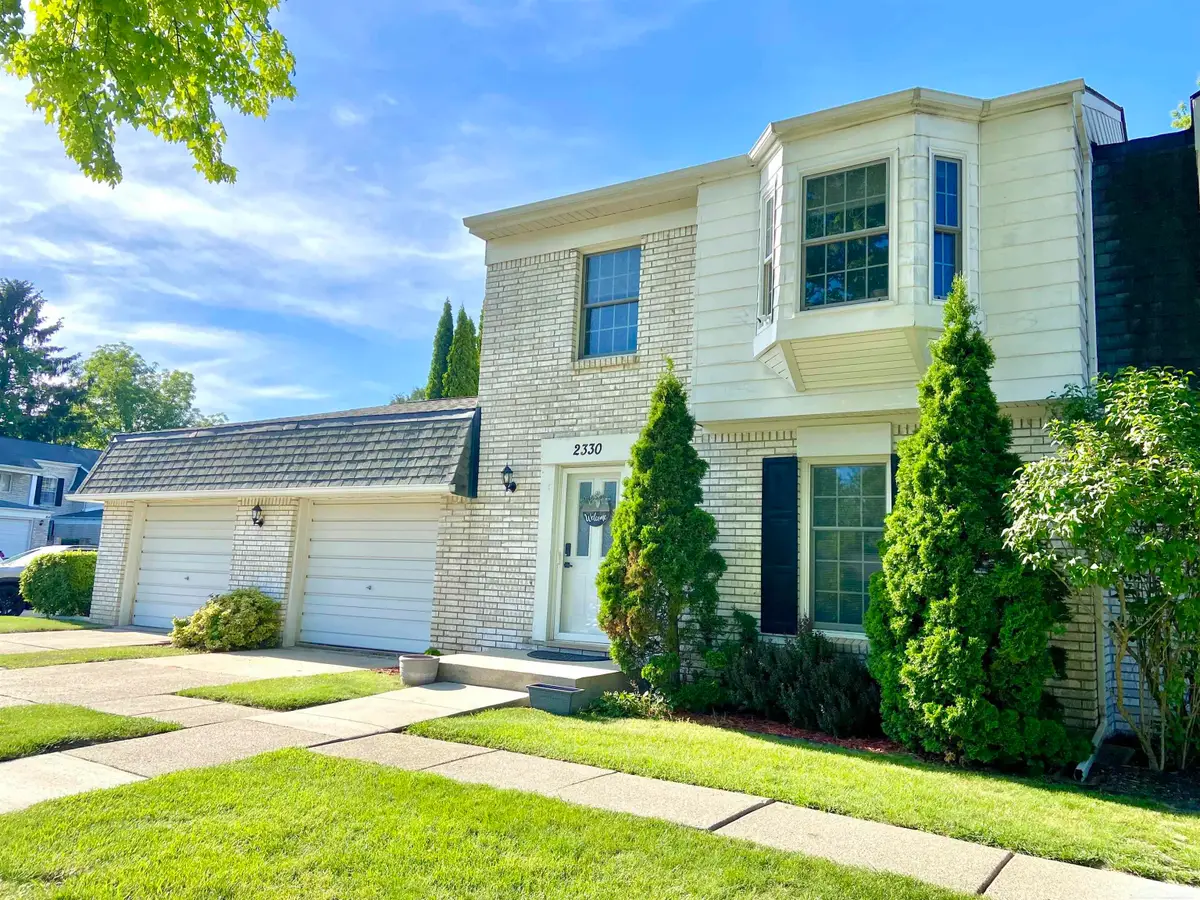2330 Hillendale DR, Rochester Hills, MI 48309 - #1