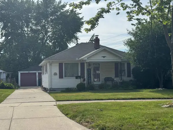 30 S custer, Clawson, MI 48017