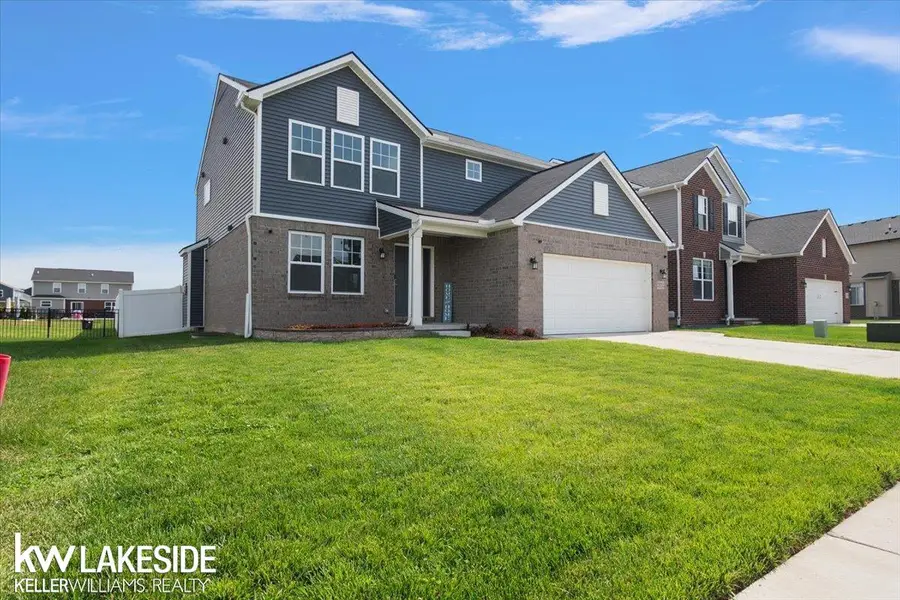 23732 Shadow Woods AVE, Macomb, MI 48042 - #3