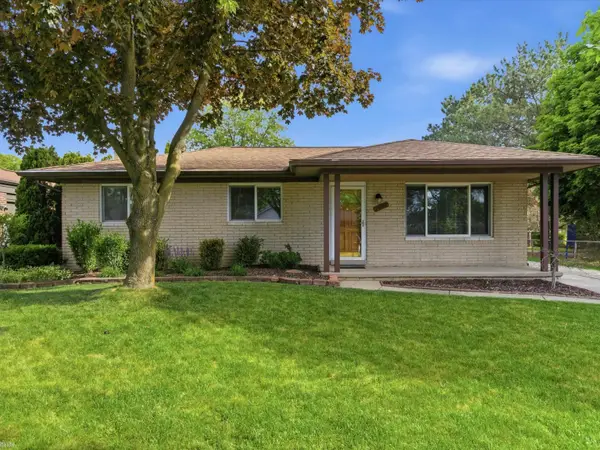 2497 Avalon DR, Troy, MI 48083