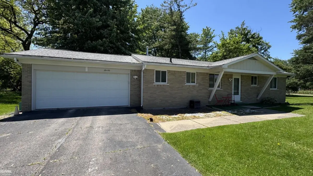 26450 South River RD, Harrison Township, MI 48045 - #1