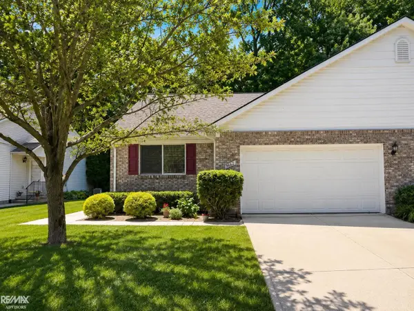 9662 Nook RD, Algonac, MI 48001