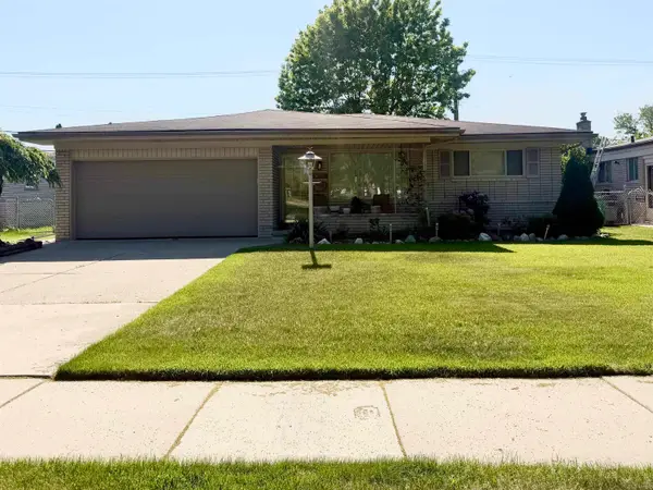 36757 Adele Dr DR, SterlingHeights, MI 48312