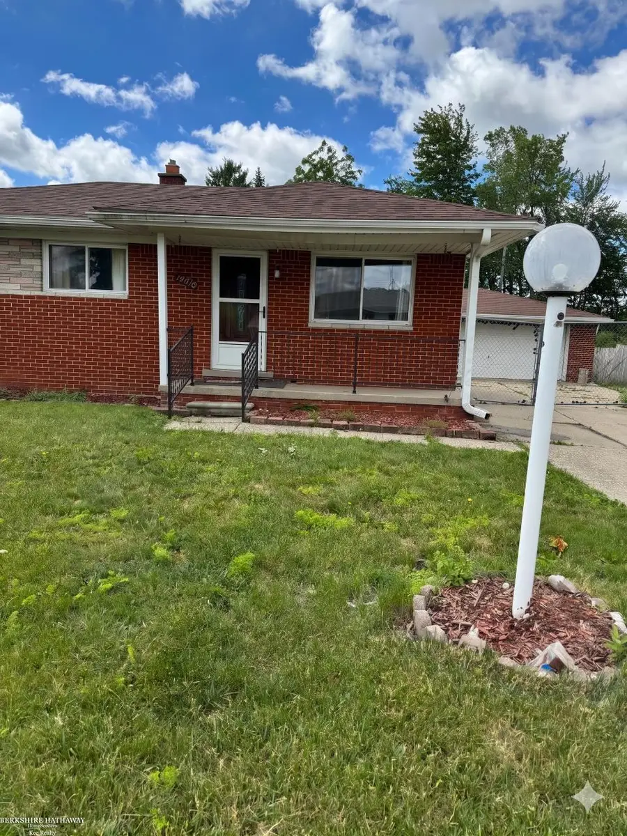 14510 Hoerning AVE, Warren, MI 48088 - #2