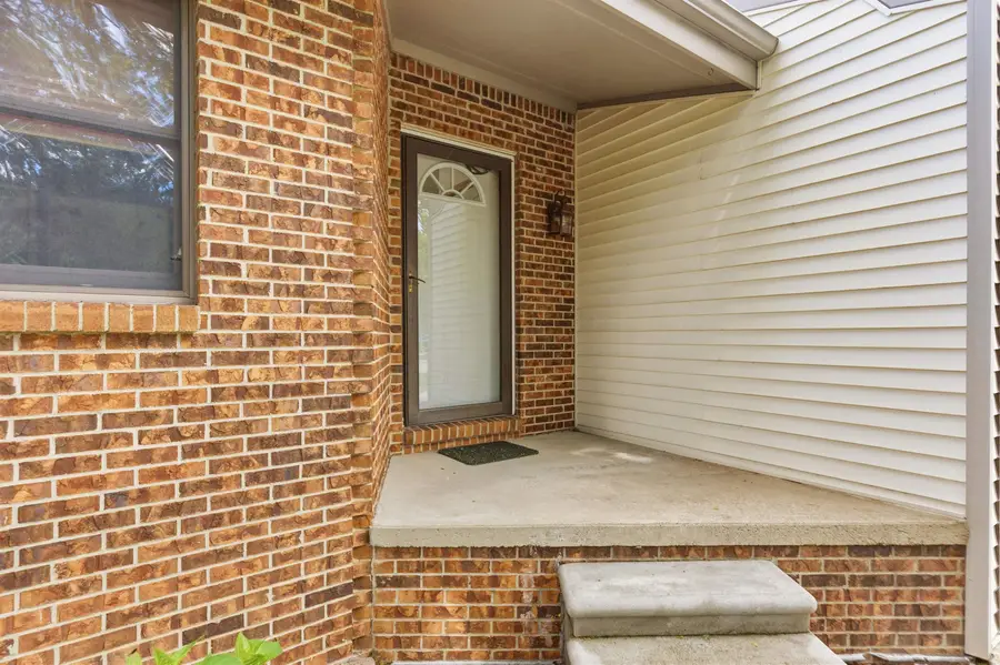 514 Rochelle CT, East China, MI 48054 - #2