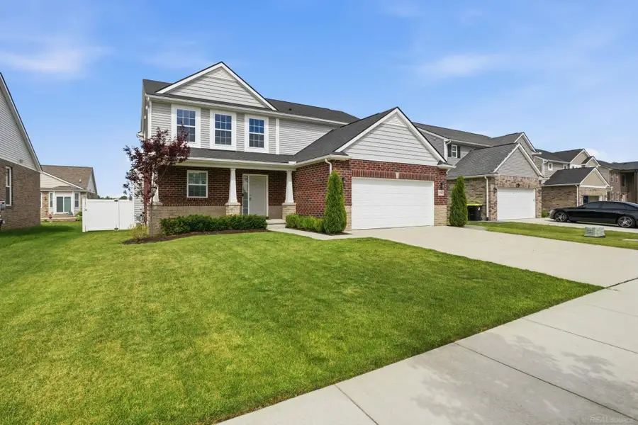 48643 Pioneer AVE, Macomb, MI 48042 - #3