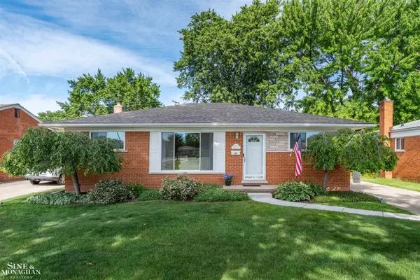 28111 Adler DR, Warren, MI 48088