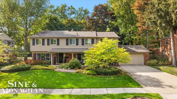 263 Lakeland DR, GrossePointe, MI 48230