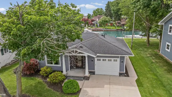 7741 Colony DR, Clay, MI 48001