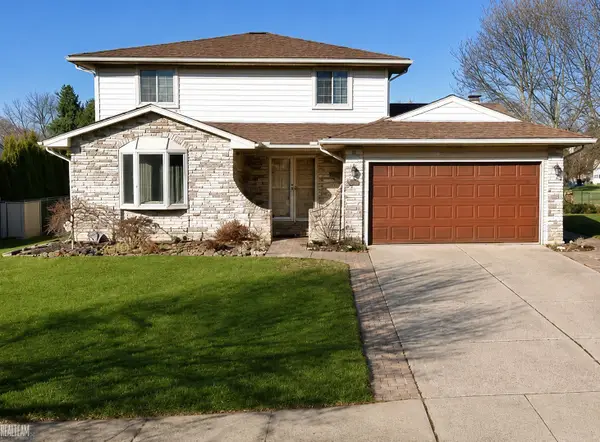 45455 Heatherwoode LN, Macomb, MI 48044