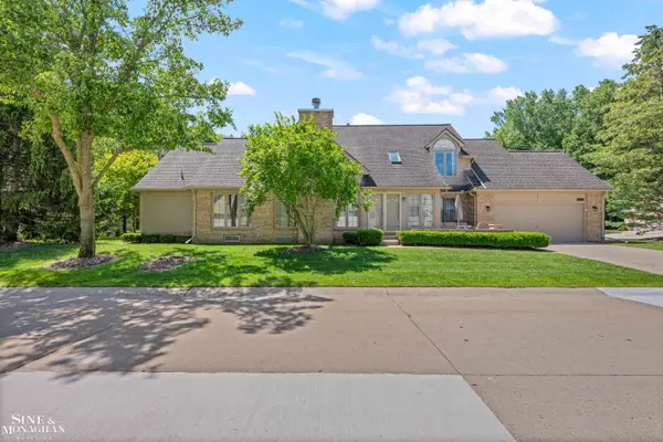 52112 Southview RDG, Macomb, MI 48042