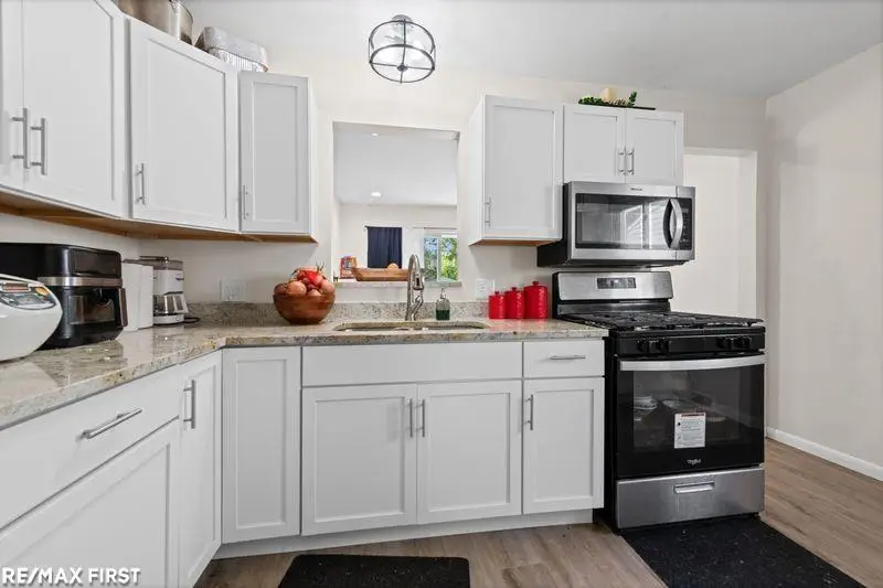 26115 Barrington St. ST, Madison Heights, MI 48071 - #3