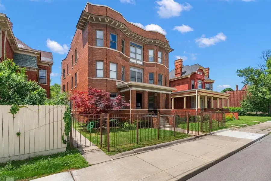 3933 Trumbull ST, Detroit, MI 48208 - #3