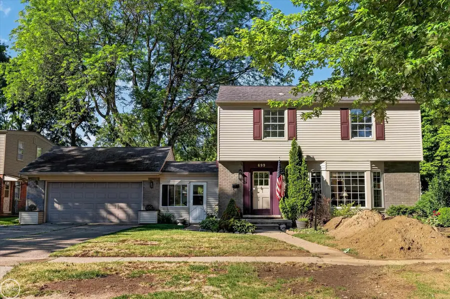 699 N Esplanade ST, Mount Clemens, MI 48043 - #2