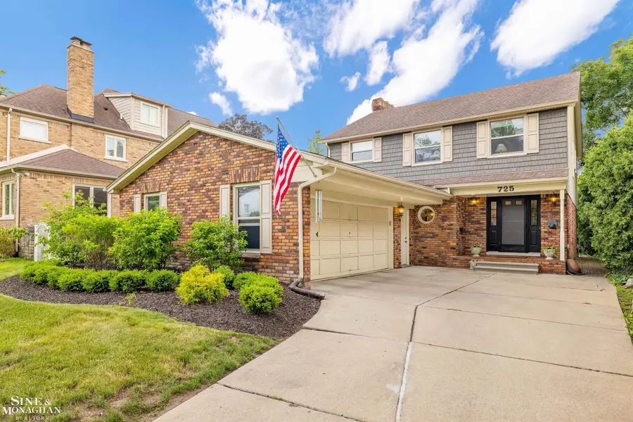 725 Fisher RD, Grosse Pointe, MI 48230 - #3