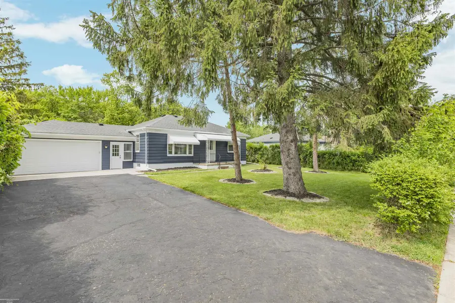 23030 Masonic BLVD, Saint Clair Shores, MI 48082 - #2