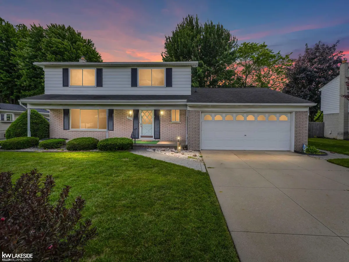35385 Bobcean RD, Clinton Township, MI 48035 - #1
