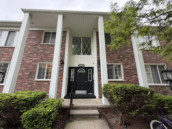 39435 Van Dyke, SterlingHeights, MI 48313