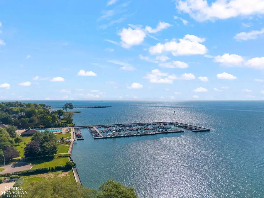 11 Wellington PL, Grosse Pointe, MI 48230 - #3