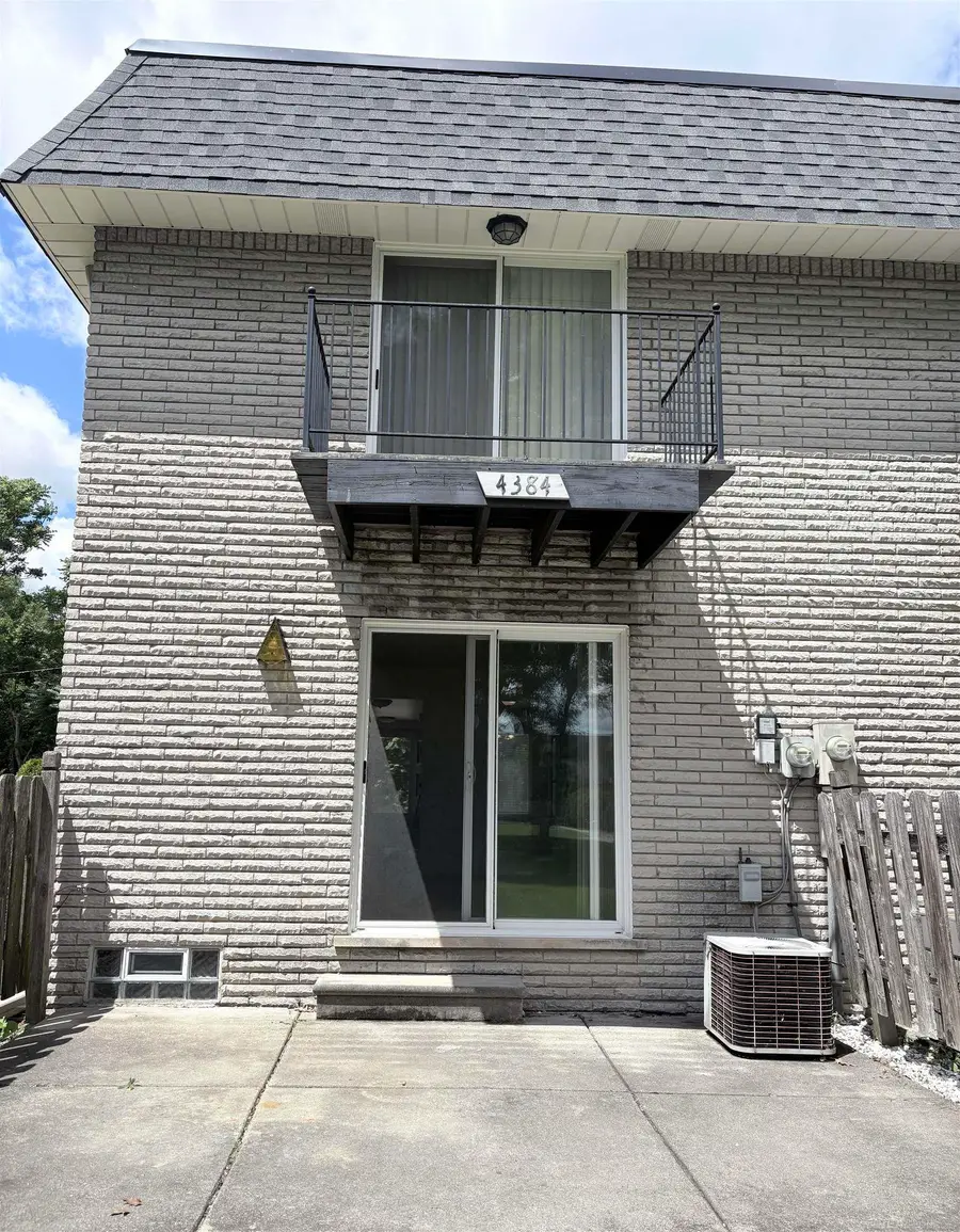 4384 15 Mile, Sterling Heights, MI 48310 - #3