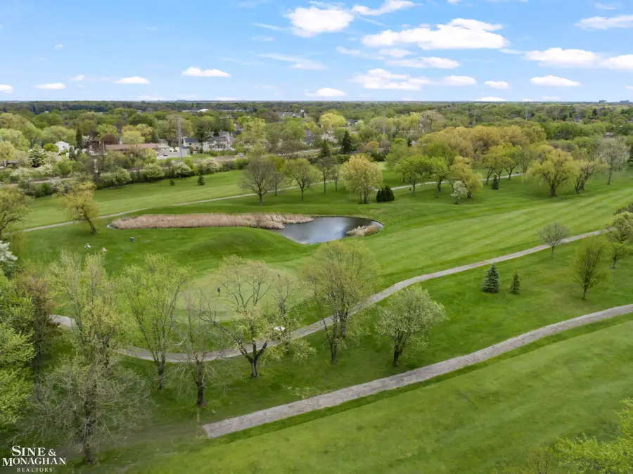 3914 Edgeland AVE, Royal Oak, MI 48073 - #2