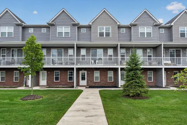 3981 Trailway Commons CIR, Unknown, MI 48326