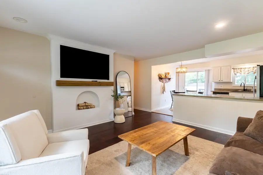 39574 Detroit, Harrison, MI 48045 - #2